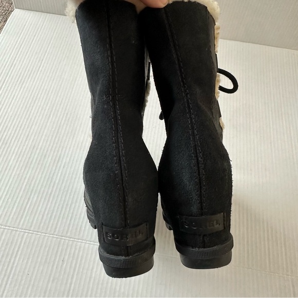 Sorel Joan of Arctic Wedge II Genuine Shearling Lace-Up Boot US 8.5 Black $250 - Picture 10 of 11